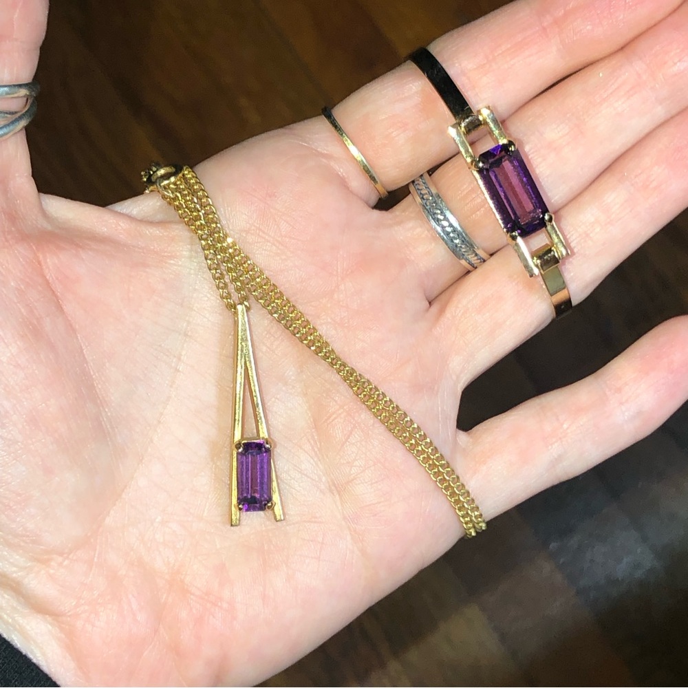 Vintage 1976 Avon Plaza Necklace And Bracelet Set
